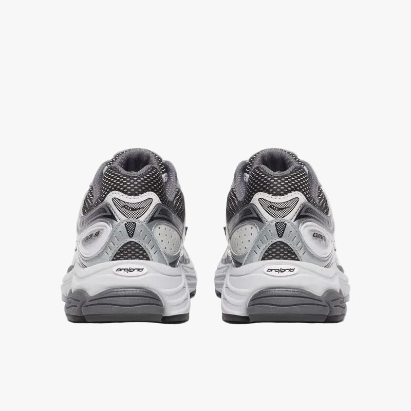 saucony progrid omni 9 microchip gris - unisexe